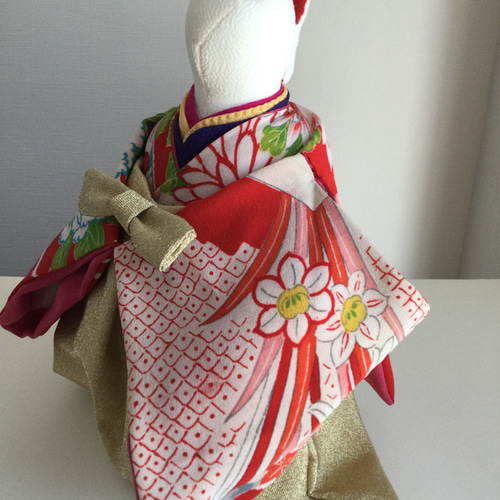 ちりめん うさぎのお雛様(大) 【１】座布団(赤)付き うさぎのお雛様(大) 1 座布団(赤)付き ちりめん ひな人形・雛飾り