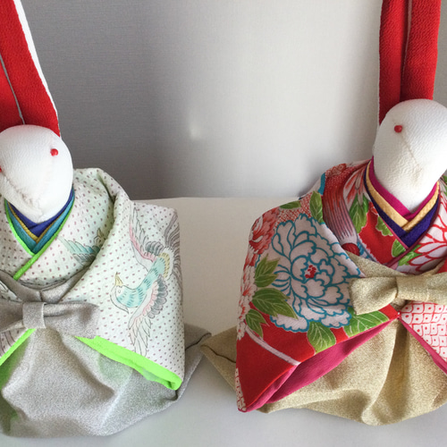 うさぎのお雛様(大) 1 座布団(赤)付き ちりめん ひな人形・雛飾り