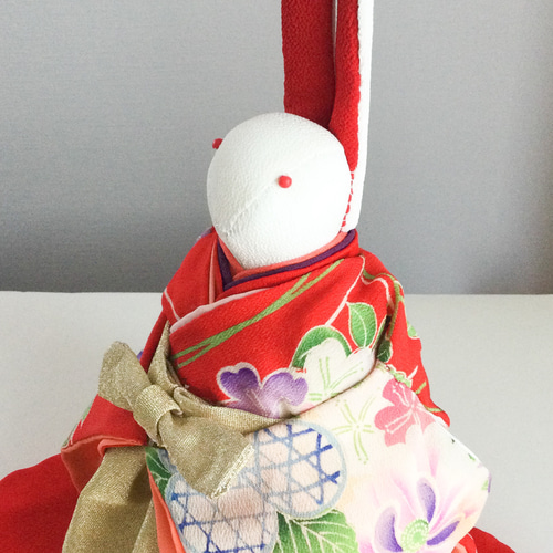 うさぎのお雛様(大) 2 座布団(赤)付き ちりめん ひな人形・雛飾り