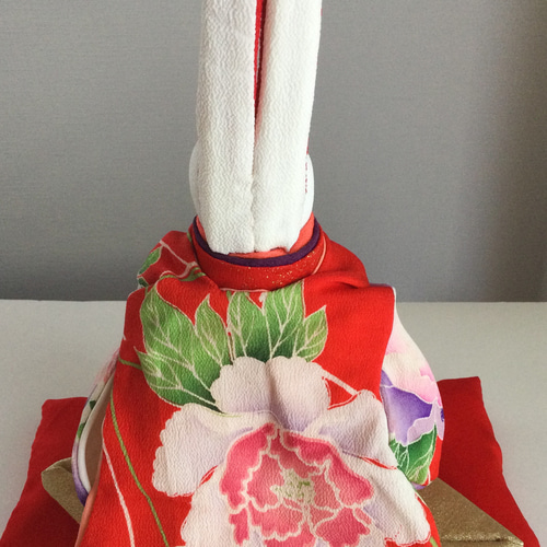 うさぎのお雛様(大) 2 座布団(赤)付き ちりめん ひな人形・雛飾り