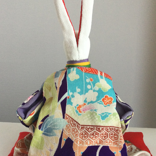 うさぎのお雛様(大) 3 座布団(赤)付き ちりめん ひな人形・雛飾り