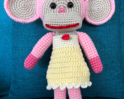 ミニミニ　あみぐるみ　ピンクハートにギュッのおさるさん ミニミニ あみぐるみ ピンクハートにギュッのおさるさん