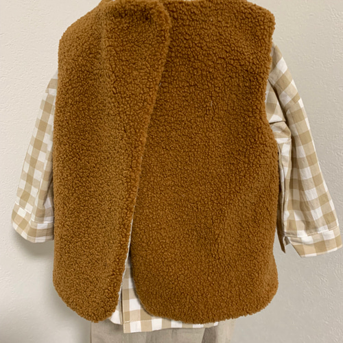 送料無料 モコモコベスト キャメル 100サイズ 子供服 nine.j.y.k 通販