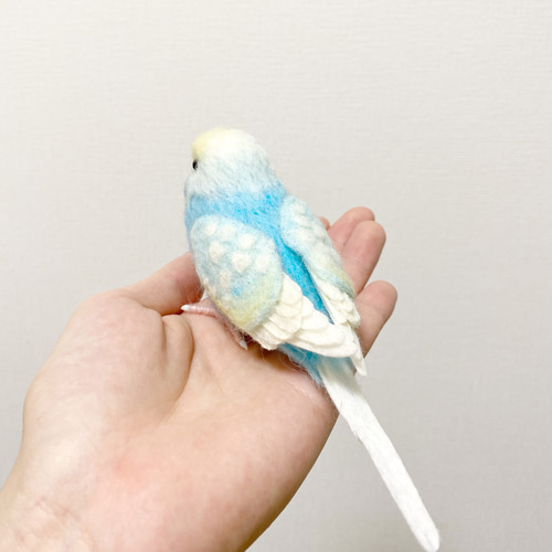 名作 羊毛フェルトのセキセイインコ幼鳥【オーダーメイド】 羊毛 羊毛フェルト