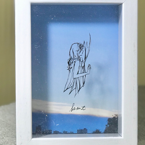 切り絵 背景選択可 ハガキサイズ「窓辺の女性」女性 インテリア