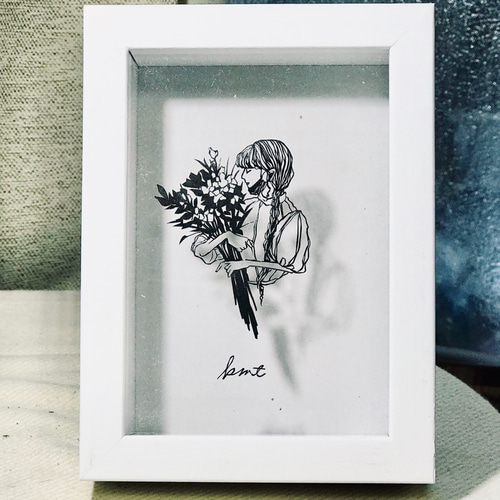 切り絵 背景選択可 ハガキサイズ「花束と女性」花 女性 インテリア