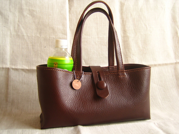 受注生産】くるみボタンのしっかり横長トートバッグ（こげ茶・S