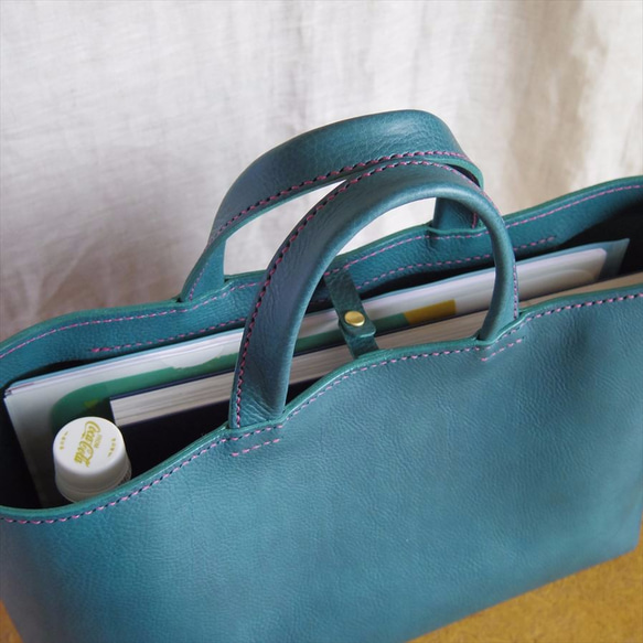 【きなこ様オーダー品】イタリア製オイルドレザーのＡ４ブリーフトートバッグ（手持ち） 2枚目の画像