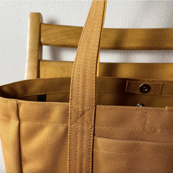“燈箱托特包”通勤尺寸“駝色×芥末色”Izumi 棉質帆布【定做】 第9張的照片
