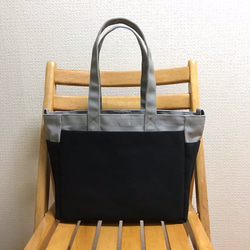 “Box Tote”中號“灰色x黑色（黑色）”帆布手提包Kurashiki Canvas No. 8 [按訂單生產] 第1張的照片