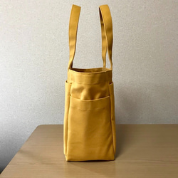 「箱型托特包」中型尺寸 「芥黃」帆布托特包 和泉木綿帆布【接單製作】 第3張的照片