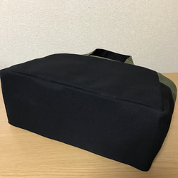 【訂購產品】“盒子手提袋”橫式尺寸“橄欖×黑色（黑色）”帆布手提袋倉敷帆布No. 8 第9張的照片