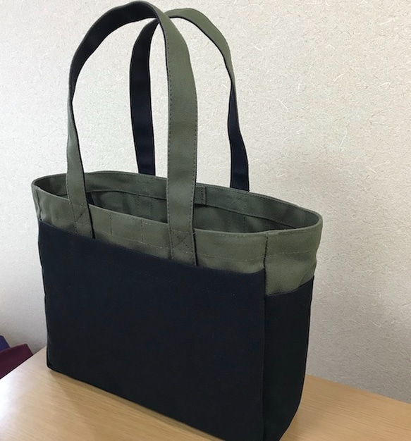 【訂單生產】“盒子手提包”通勤手提包“橄欖×黑色（黑色）”倉敷花絮8 第2張的照片