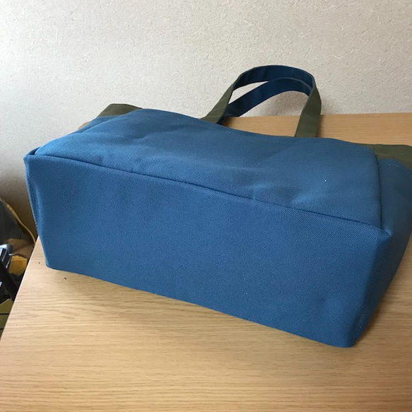 【訂購生產】“Box Tote”通勤手提包“Olive x Mineral Blue”帆布手提包Kurashiki Canvas 第7張的照片