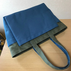 【訂購生產】“Box Tote”通勤手提包“Olive x Mineral Blue”帆布手提包Kurashiki Canvas 第8張的照片