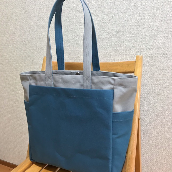 “Box Tote”大號“灰色x礦物藍”帆布手提包Kurashiki Canvas No. 8 [按訂單生產] 第2張的照片
