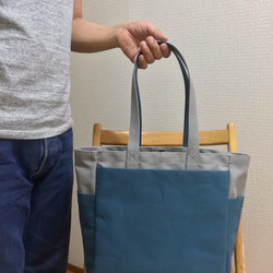 “Box Tote”大號“灰色x礦物藍”帆布手提包Kurashiki Canvas No. 8 [按訂單生產] 第3張的照片