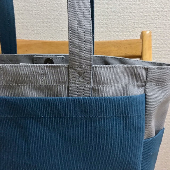 “Box Tote”大號“灰色x礦物藍”帆布手提包Kurashiki Canvas No. 8 [按訂單生產] 第9張的照片