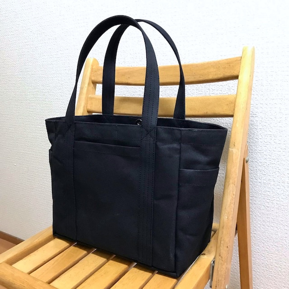 “ Pocket Tote”中號“ Black”帆布手提袋倉敷8號帆布[定做] 第2張的照片