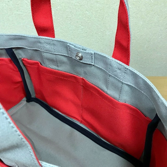 “Box Tote”水平尺寸“Grey x Red”帆布手提包Kurashiki Canvas No. 8 [按訂單生產] 第7張的照片
