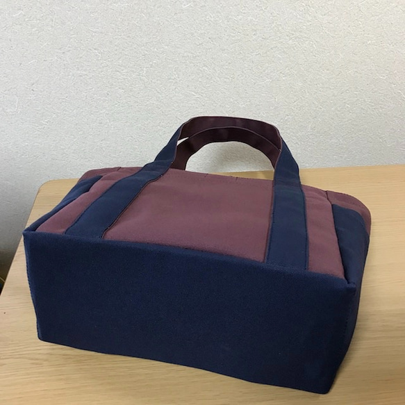 [訂單生產]“ Pocket Tote”中號“ Azuki x Navy”帆布手提袋倉敷帆布8 第9張的照片