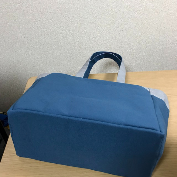 “Box tote”通勤手提包“Black x Mineral Blue”帆布手提包Kurashiki帆布No. 8 [按訂單生 第8張的照片