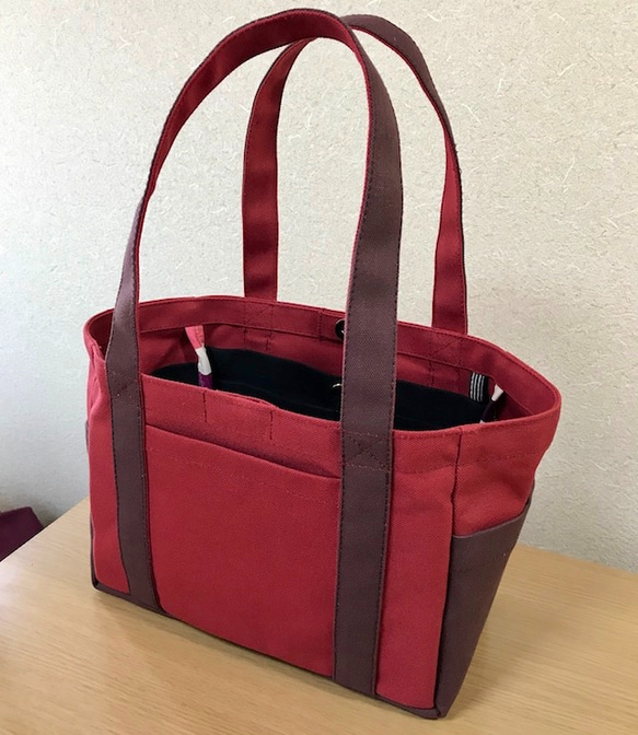 [訂單生產]口袋手提包“小尺寸”峽谷紅×Azuki×黑色“帆布手提袋倉敷帆布No. 8 第2張的照片