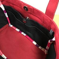 [訂單生產]口袋手提包“小尺寸”峽谷紅×Azuki×黑色“帆布手提袋倉敷帆布No. 8 第5張的照片