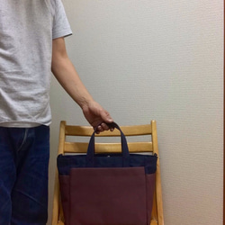 “Box tote”中號“Navy（紺）×Azuki”帆布手提包Kurashiki Canvas No. 8 [按訂單生產] 第3張的照片