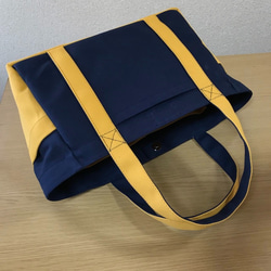 “Pocket Tote”水平尺寸“海軍 x 芥末”倉敷帆布 8 號和泉棉帆布 [定做] 第8張的照片