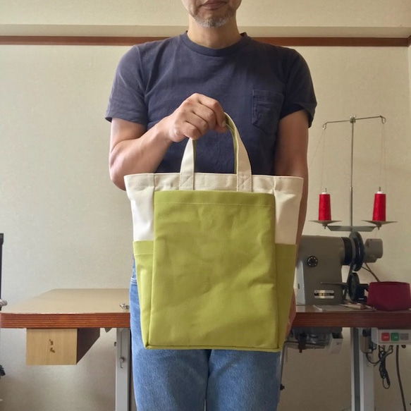 【訂購生產】“Box Tote”前長款“Generation Ri×Hiwa Green”帆布手提包Kurashiki Canv 第2張的照片