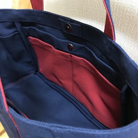 “口袋手提包”水平尺寸“海軍（海軍）x峽谷紅”/帆布手提包/倉敷帆布8號[定做] 第6張的照片