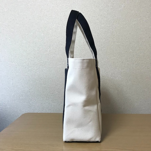 ファスナー付き「軽いボックストート」小サイズ「生成り✕ヒワ