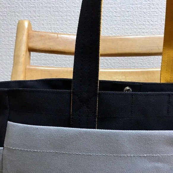 “Box tote”通勤手提包“黑色（黑色）×灰色”帆布手提包Kurashiki帆布No.8 [訂單製作] 第4張的照片