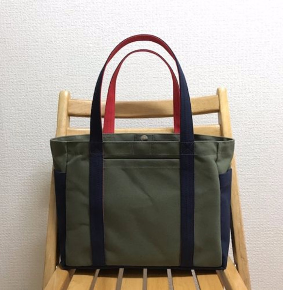 “口袋手提包”通勤手提包“橄欖 x 海軍 x 紅色”帆布手提包倉敷帆布 [按訂單生產] 第1張的照片