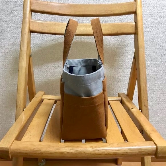 “盒子手提包”迷你尺寸“灰色×駱駝”倉敷帆布Izumi棉帆布[訂單生產] 第2張的照片
