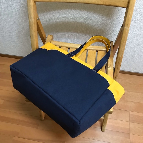 “Box tote”通勤手提包“mustard×navy（紺）”帆布手提包Kurashiki帆布Izumi棉帆布[訂單製作] 第6張的照片