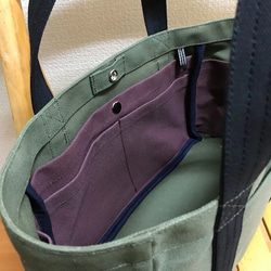 “ Pocket Tote”橫向尺寸“ Olive x黑色（黑色）x Azuki”帆布手提袋倉敷8號帆布[定做] 第6張的照片