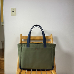 “Light box tote”通勤尺寸“olive x navy (dark blue)”/帆布托特包/倉敷帆布No.8 [M 第2張的照片