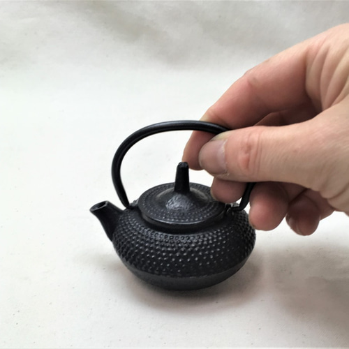 水差 アラレ 黒 南部鉄器 お習字 お花を活けても♪ その他インテリア