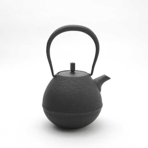 鉄瓶 Egg(大) 0.9L 空間鋳造 南部鉄器 ポット・急須 水沢鋳物