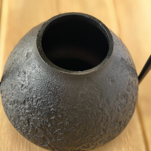 手付き花器 肌 南部鉄器 一輪挿し・花瓶・花器 水沢鋳物工業協同組合