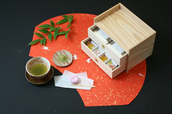 heartea　出雲茶師の銘茶パウダーとひと口菓子セット 1枚目の画像
