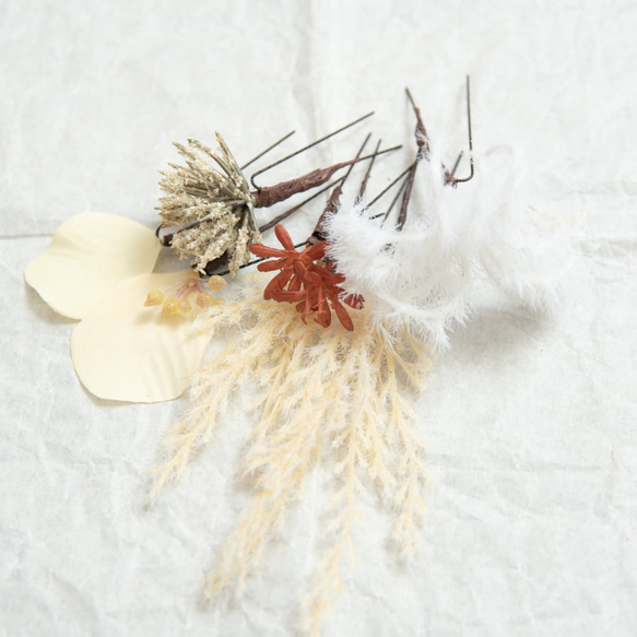 【ボブやショートボブの花嫁様に】クレマチスシード・パンパスグラスのヘッドドレスB　秋冬のBOHOウェディングの髪飾り 8枚目の画像