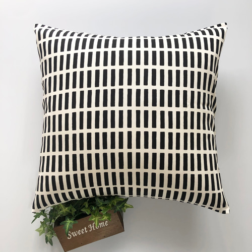 送料無料 2枚セット クッションカバー 北欧調 ダリア柄 モノトーン