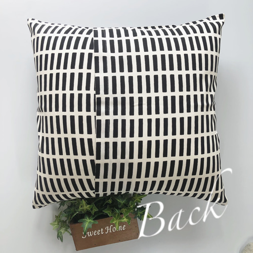 送料無料 2枚セット クッションカバー 北欧調 ダリア柄 モノトーン