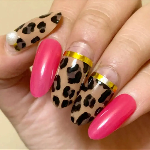 ネイルチップ レオパードネイル ヒョウ柄 ビビッドピンクネイル うる艶