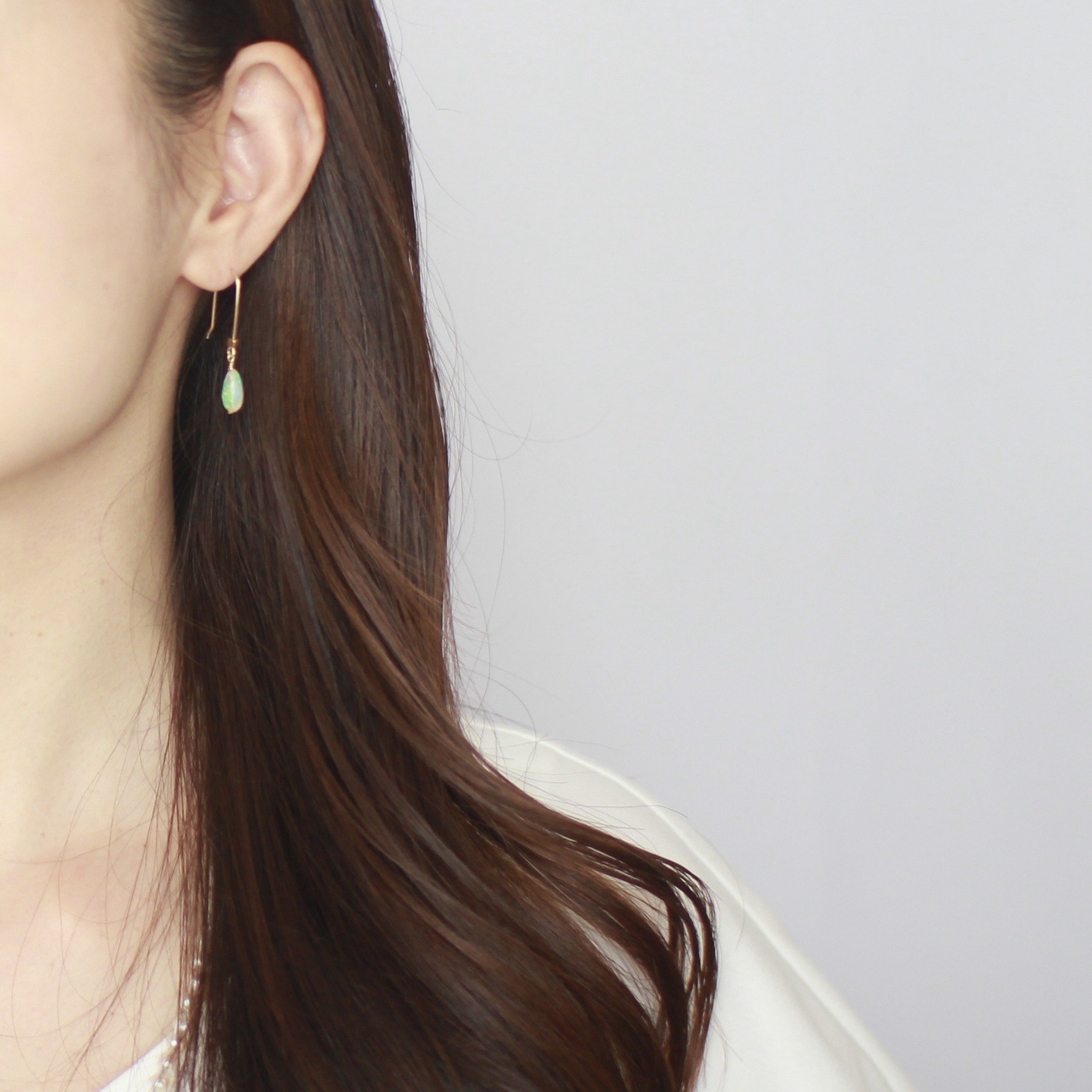 LANE 14kgf 宝石質 プレシャスオパールのフックピアス