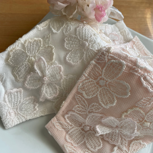 637 不織布マスクカバー レース 花柄刺繍 ホワイト 桜 フラワー ブライダル 637 不織布マスクカバー レース 花柄刺繍 ホワイト 桜 フラワー