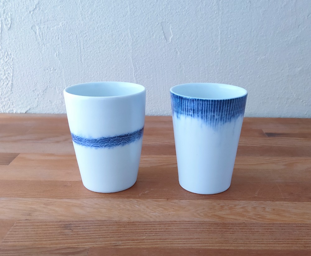 流れるようなボカシが美しいペアカップ